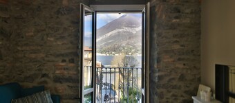 LUCIA by KlabHouse-Central  lakeview w/AC 