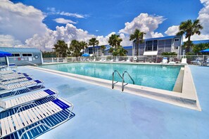 Pool - Sundown B 35 (Pensacola)