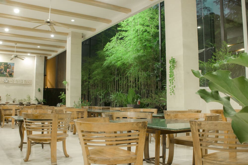 Marilyn Hotel Serpong