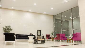 Sala de estar en el lobby