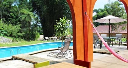 Hotel & Cabañas amara Café