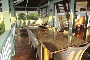 Outdoor dining