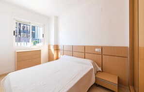 2 bedrooms