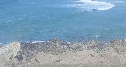 Studio indépendant+jardin clos à Penmarc'h. Plage du Ster à 800m,laTorche à 5 kms