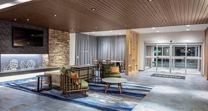 Fairfield by Marriott Port Clinton Waterfront