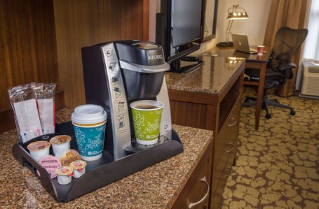 Hilton Garden Inn Toronto Brampton West - Image 42