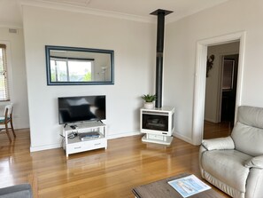 TV - Decks On Sturt - Short stroll to town centre - Pets Welcome Inside (Robe)