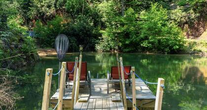 Cozy Beavercreek Cabin Retreat â Smoky Mountain Serenity Awaits!