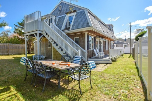 400 Yards to the Beach! Dogs Welcome!