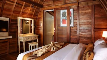 Deluxe villa | Minibár, széf a szobában, egyedi berendezés és íróasztal