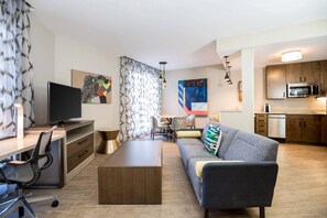 Suite, 1 Bedroom, Corner | Living room | 47-inch LED TV with digital channels, TV, pay movies - Residence Inn by Marriott Dallas Frisco (Frisco)