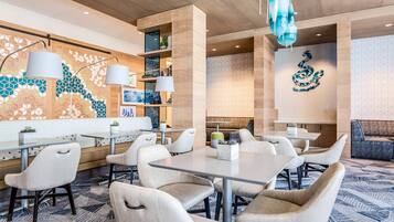 Free continental breakfast