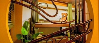 Maru House