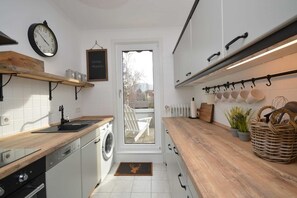 Unclassified image, 4 of 40, button - Resin Love Penthouse (Bad Harzburg)