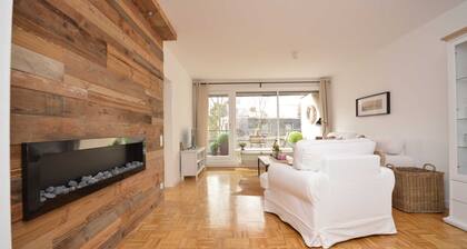 Resin Love Penthouse