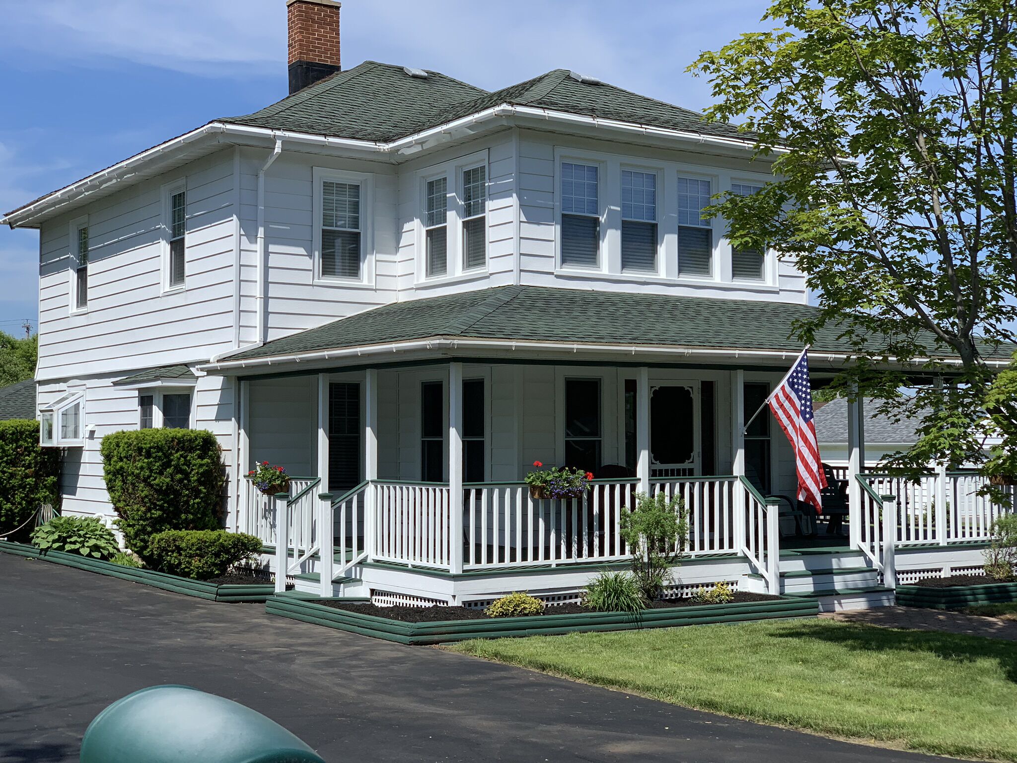 Clayton Village Family Home! Fall Dates Available! 