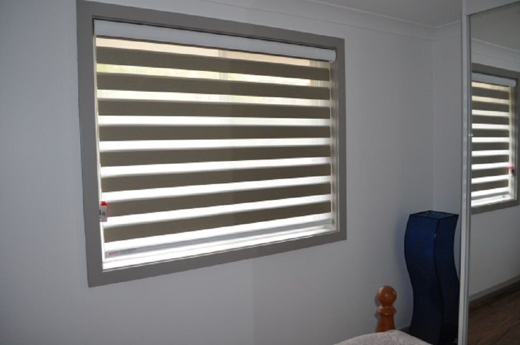 2 x Bedroom House with private entrance. — image 15