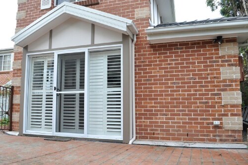 2 x Bedroom House with private entrance.