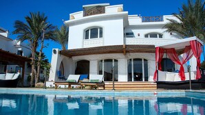 Outdoor pool - Villa Jacaranda (Sharm El Sheikh)