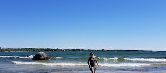 Charmant cottage en bord de mer à Point Peninsula