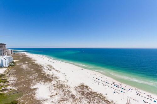 Weekend getaway starts here !  3 bdr gulf front sleeps 8 Lovely condo! C tower