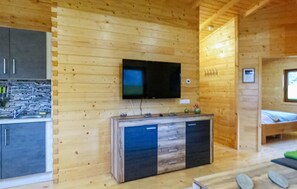 2 Schlafzimmer, Reisekinderbett, kostenloses WLAN, Bettwäsche