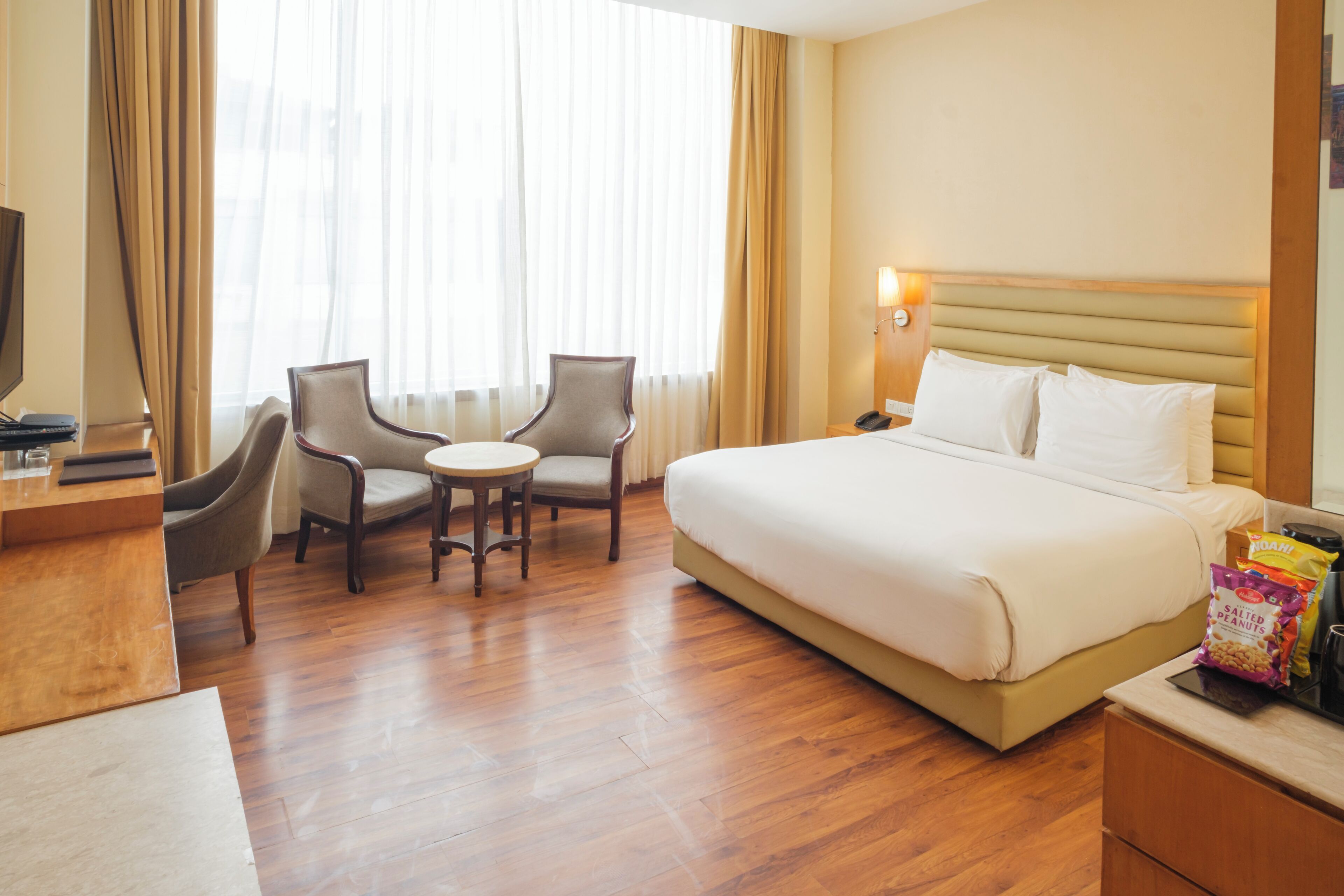 Foto - Opulent by Udman Chhattarpur