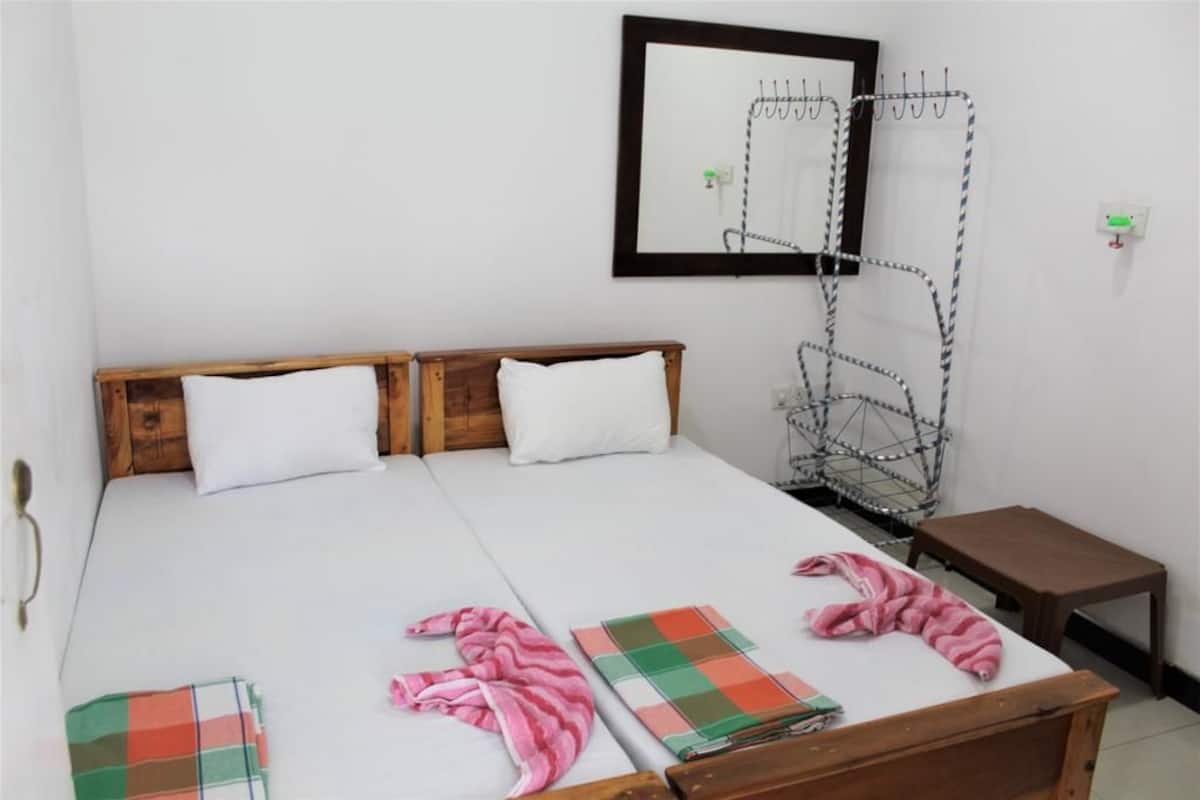 Standard Double Room | Blackout drapes, rollaway beds (surcharge), WiFi (free)