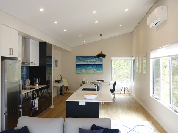 Fridge, microwave, oven, stovetop - The Villa really is as good as it gets! (Dunsborough)