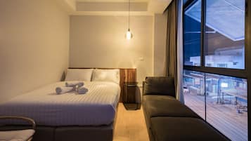 Deluxe Double Room | Free minibar, laptop workspace, blackout drapes, free WiFi