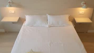 Luxury Room, 1 King Bed | Blackout curtains, free WiFi, bed sheets
