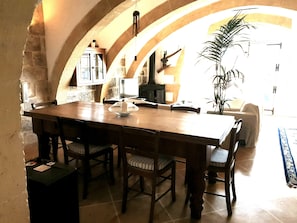 Panoramic Villa, 4 Bedrooms, Garden View | Living area
