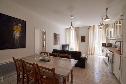 Pauillac appartement deux chambres au deuxième étage