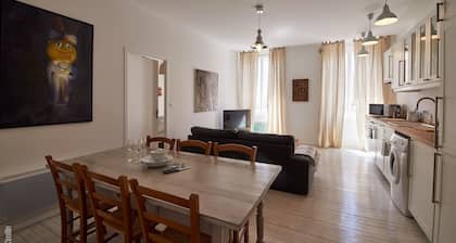 Pauillac appartement deux chambres au deuxiÚme étage