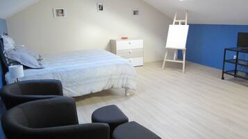 1 chambre, literie de qualité supérieure, décoration personnalisée