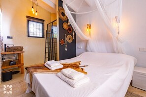 4 slaapkamers, een strijkplank/strijkijzer, gratis wifi