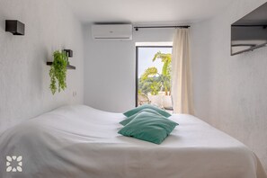 4 chambres, fer et planche à repasser, Wi-Fi gratuit