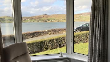 House | Water view