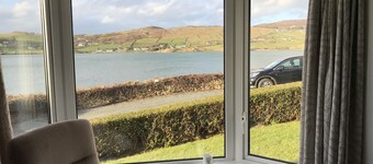 Dunfanaghy - Sea Views- in Village - Parking