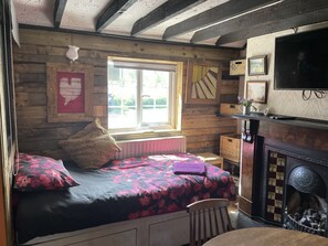 2 chambres, Wi-Fi, draps fournis