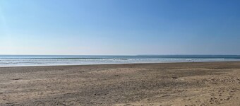 Viehättävä talo meren rannalla