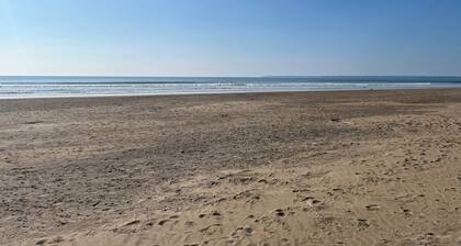 Maison de charme avec jardin privatif et trĂšs proche plage!