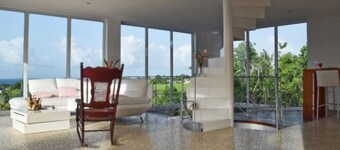 Open-air, ideal for families, 5 minutes from the beach Ideal for filming music videos