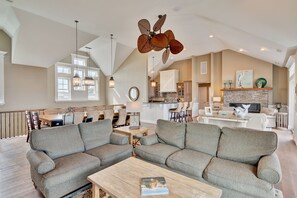 TV, fireplace, DVD player, stereo