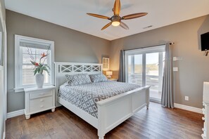 7 Schlafzimmer, Schreibtisch, Internetzugang, Bettwäsche
