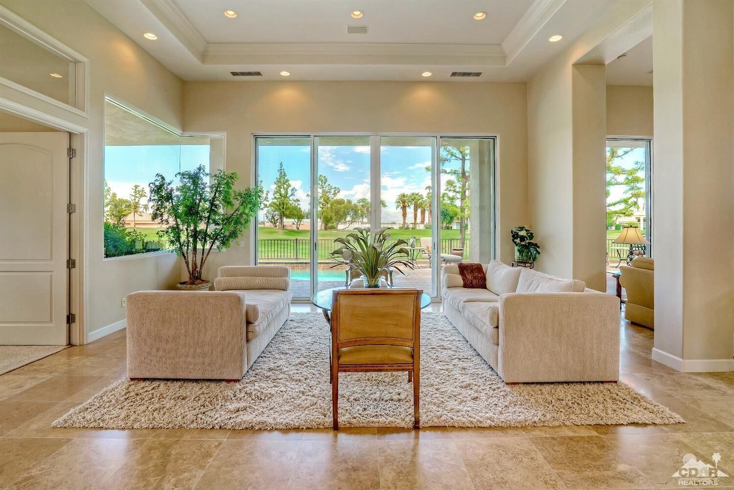 Smart TV, fireplace, printers