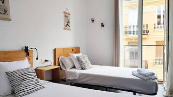 2 dormitorios, caja fuerte, tabla de planchar con plancha y wifi gratis