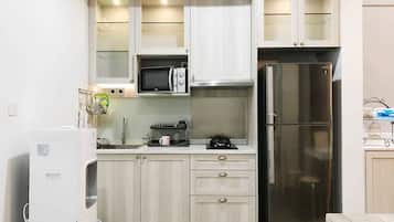 Maison, 3 chambres | Coin cuisine privé | Réfrigérateur, micro-ondes, plaque de cuisson, chaise haute