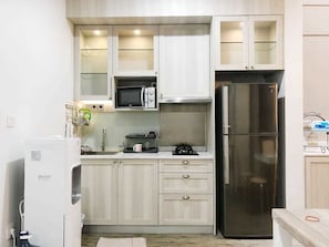 Private kitchenette - Kelapa Gading House (Jakarta)