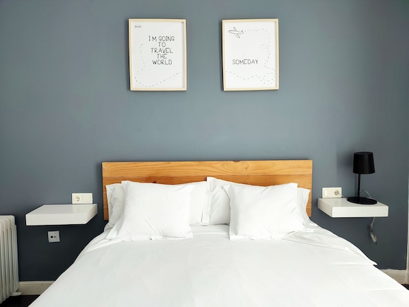 1 bedroom, in-room safe, iron/ironing board, free WiFi